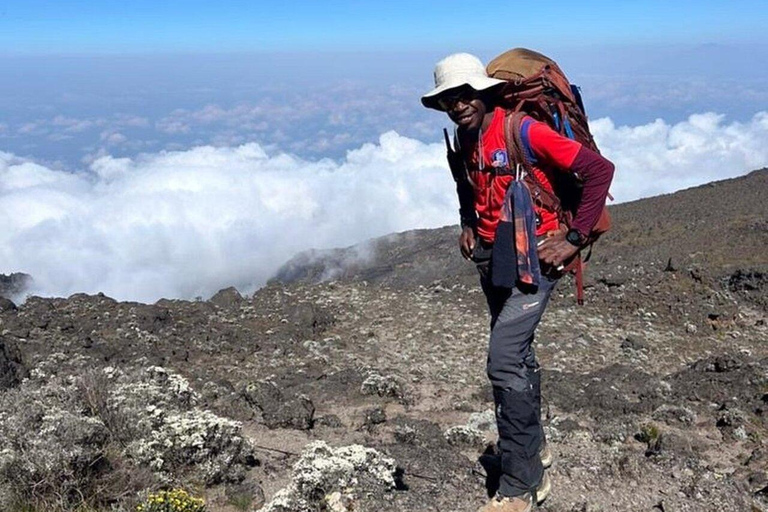 Nairobi: Great Rift Valley Volcanic Rock Tour with Pickup
