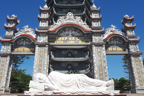 Aluguel de carro de um dia em Danang com motorista que fala inglêsDanang One Day Aluguel de carro com motorista que fala inglês