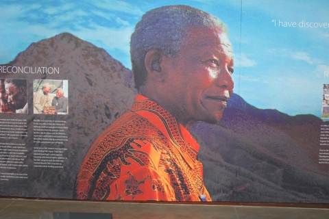 Van Johannesburg: Pretoria, Soweto & Apartheid Museum Tour