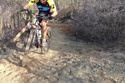 Noord: viagem de mountain bike para pilotos avançados ou extremos