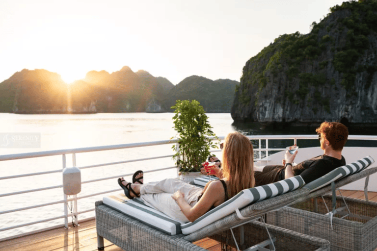 From Hanoi: Lan Ha Bay and Cat Ba Island Cruise with Lunch