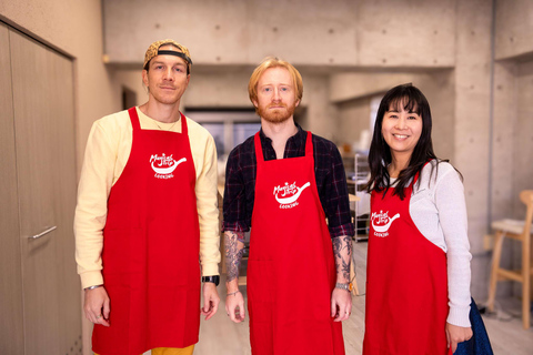 Osaka : Cours de cuisine et dégustation de saké avec visite du marché local