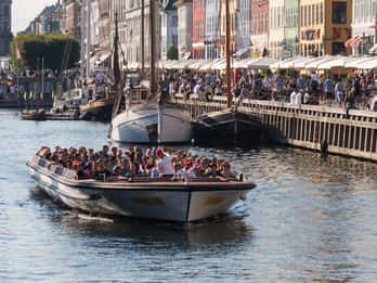 Kopenhagen: Kanalrundfahrt ab Ved Stranden oder Nyhavn Kopenhagen: Kanalrundfahrt ab Ved Stranden oder Nyhavn