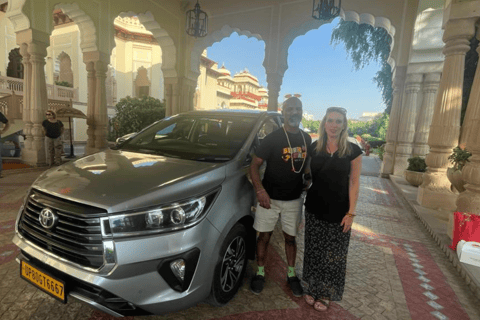 Visite privée de Jaipur (journée complète)Visite avec voiture privée et guide touristique