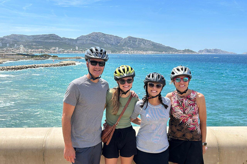 Marseille en Calanques ebike tour hele dagVan Calanques tot de stad Marseille