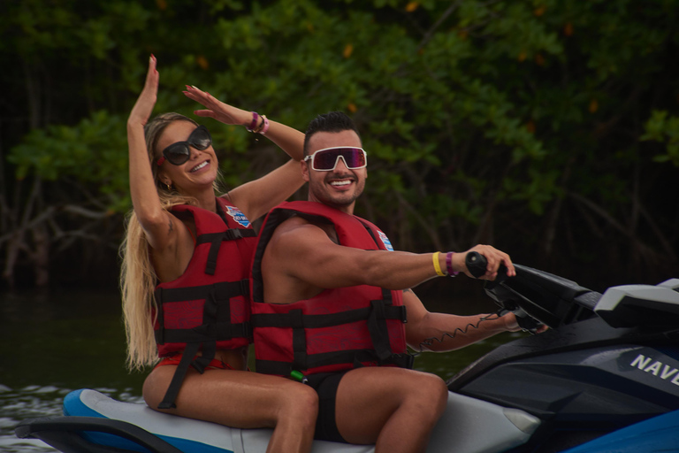 Cancun: Jet Ski Rental Sea Doo in Cancun