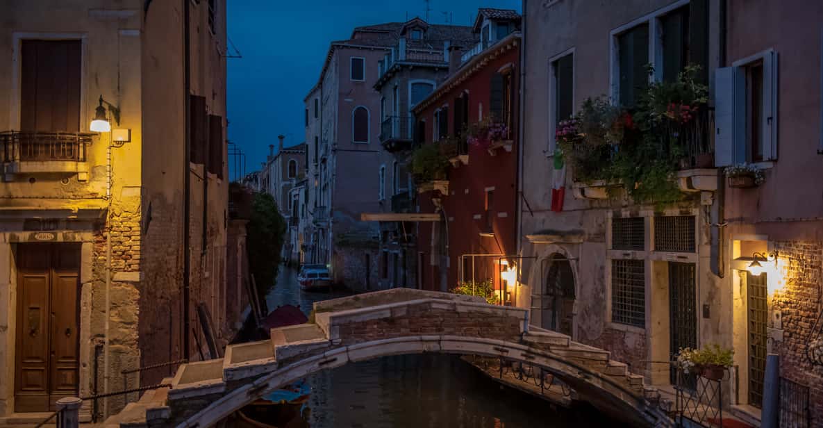 Venice: 2-Hour Legends and Ghosts of Cannaregio Tour