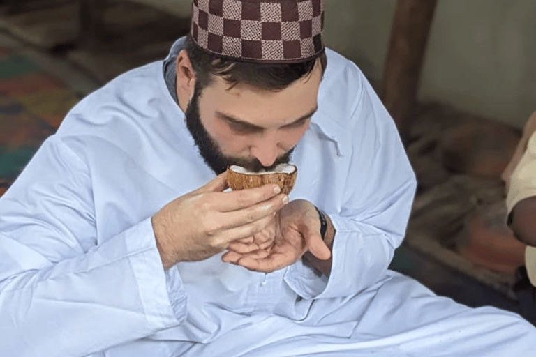 Zanzibar: corso di cucina swahili in una casa localeCon servizio di prelievo in hotel e rientro in taxi privato