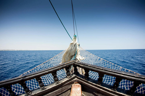Sousse: Boat Cruise with Live Show, Swim, & Pickup