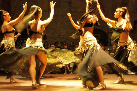 Göreme: Jantar e show folclórico em um restaurante de cavernaGöreme: Jantar e Show Folclórico em Restaurante na Caverna