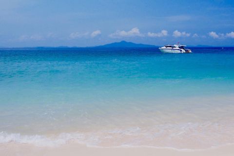 Phi Phi Island e Maya Bay: tour in barca con snorkeling da Phuket