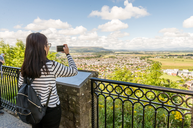 Tour di un giorno intero del Tatuaggio Militare di Edimburgo e delle Highlands scozzesiDa Edimburgo: Royal Edinburgh Military Tattoo e Highlands