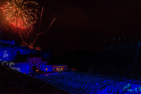 Tour di un giorno intero del Tatuaggio Militare di Edimburgo e delle Highlands scozzesiDa Edimburgo: Royal Edinburgh Military Tattoo e Highlands