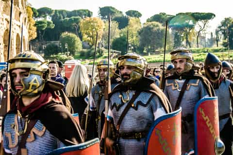 Rome: Colosseum Highlights Tour