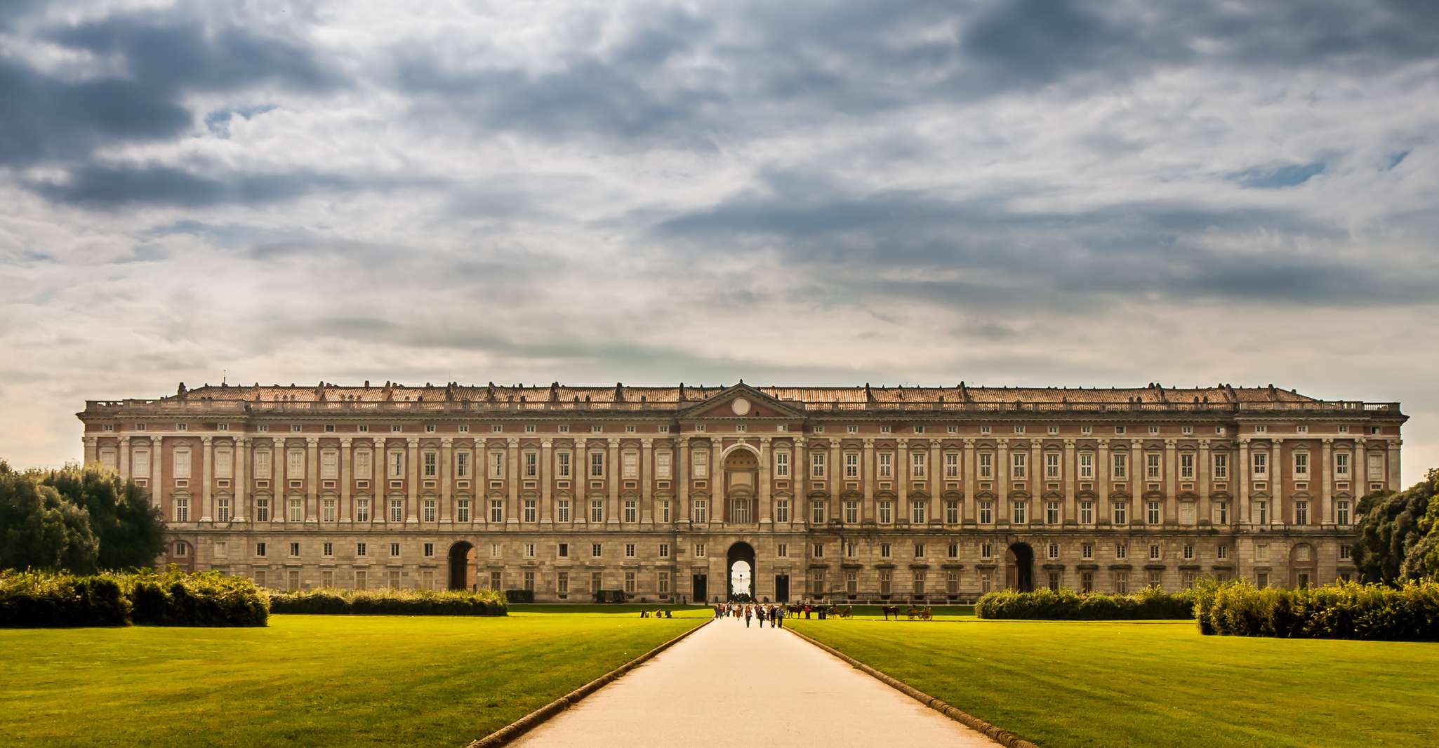 Caserta, Royal Palace of Caserta Guided Tour - Housity