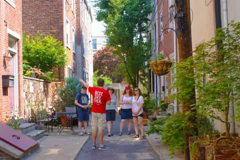 Philadelphia Markets, Mosaics and Magic Small Group Tour