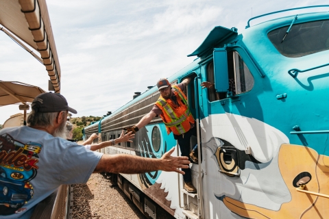 De Sedona: visite en voiture de chemin de fer vintage de Verde CanyonSedona: évasion du train de raisin - Verde Canyon Railroad