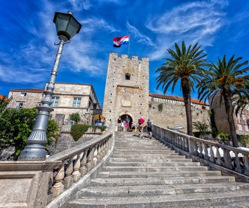 From Dubrovnik: Island of Korčula with wine tasting