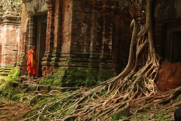 From Siem Reap: Beng Mealea and Koh Ker Temple Day Trip