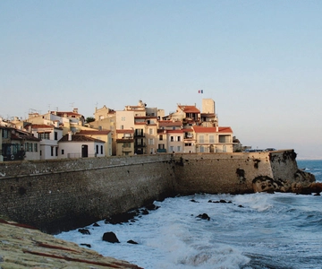 From Nice: Cannes and Antibes Half-day Tour