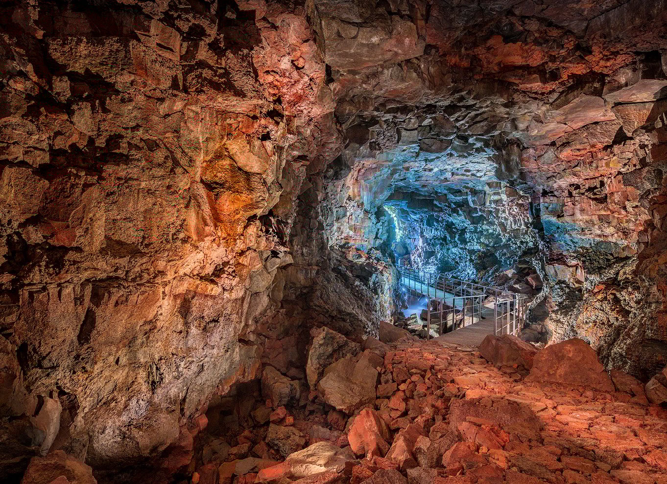 Raufarhólshellir Lava Tunnel: Underjordisk ekspedition