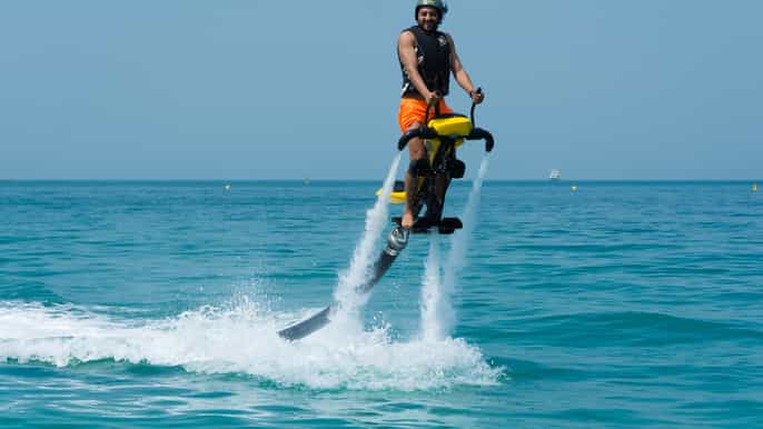 dubai 30minute jetovator session at the palm jumeirah