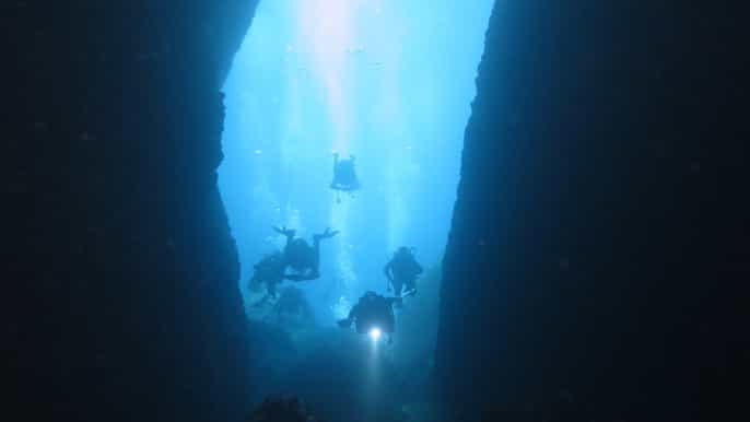 dathènes plongée au blue hole