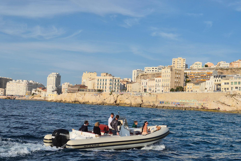 Marseille: All-Inclusive Mini Boat Tour around the Frioul Archipelago Marseille: All-inclusive mini boat cruise around the Frioul Islands