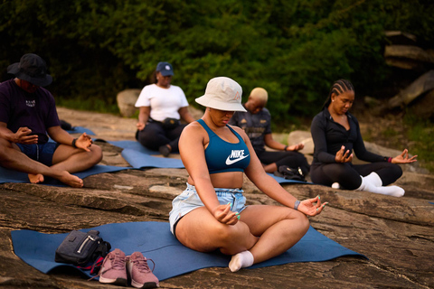 ACCRA : Pass d'une journée bien-être et aventure avec thérapie de groupeACCRA : Carte journalière bien-être et aventure avec thérapie de groupe