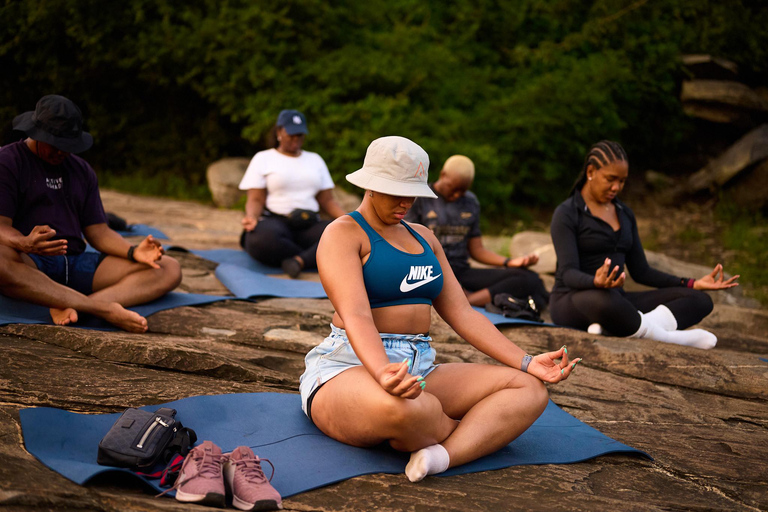 ACCRA : Pass d'une journée bien-être et aventure avec thérapie de groupeACCRA : Carte journalière bien-être et aventure avec thérapie de groupe