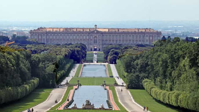 caserta royal palace and spartacus amphitheater tour