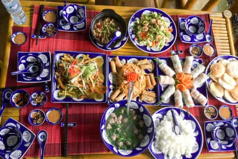 From Hoi An: Market Tour, Basket Boat Ride and Cooking Class