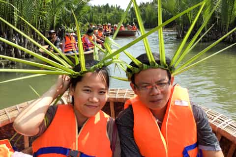 From Hoi An: Market Tour, Basket Boat Ride and Cooking Class