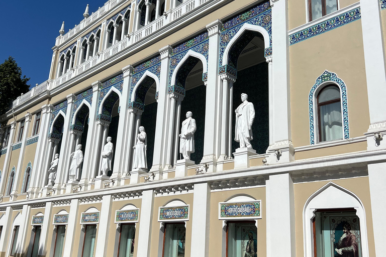 巴库：老城漫步和观光之旅巴库：老城区漫步和观光之旅