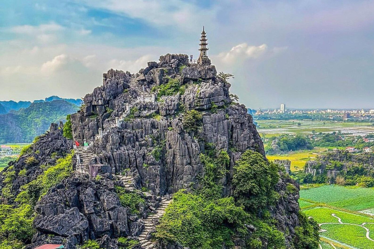 Ninh Binh: Rondleiding met gids voor een hele dag in een kleine groep van 9 personen vanuit Hanoi