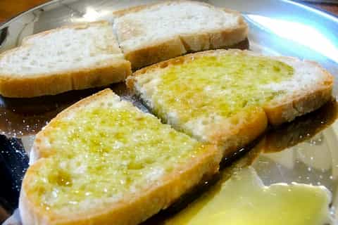 Food, Wine and Extra Virgin Olive Oil Tasting in Umbria