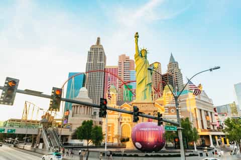 Las Vegas: Open-Top Panoramic Night Tour with Live Guide