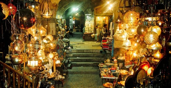 Cairo: Pyramids, Museum, Bazaar Luxury trip & Dinner Cruise
