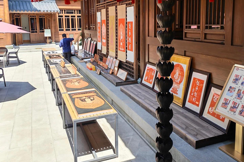 2H Private Tour: Jade Temple & Buddhism Meal (All Inclusive)