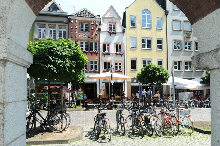 Düsseldorf: Altstadt-FührungPrivate Gruppentour auf Deutsch