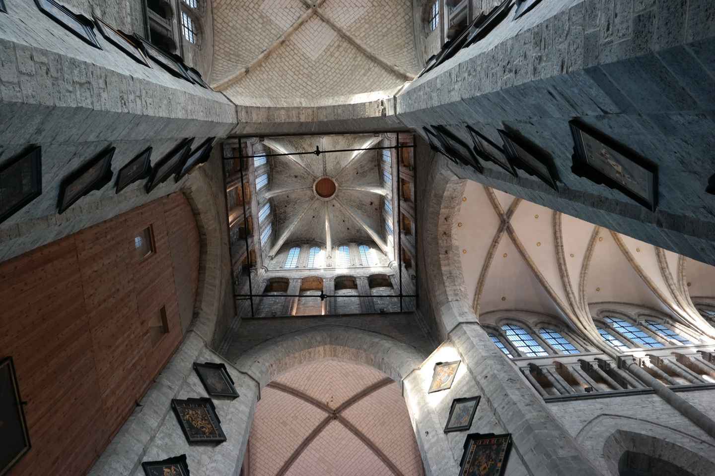 Ghent: Walking Tour from Friday Market to the Cathedral