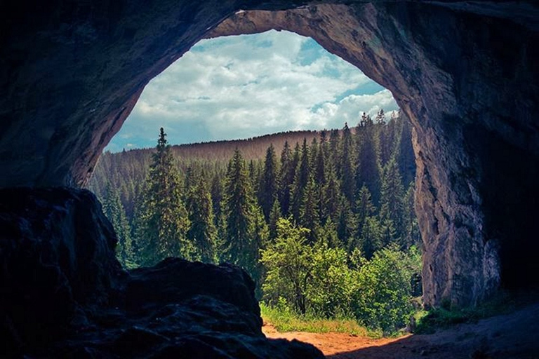 Privétour vanuit Sarajevo: Bijambare-grotten en natuurparkVan Sarajevo: 5 uur Bijambare Caves & Nature Park