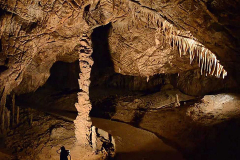 Privétour vanuit Sarajevo: Bijambare-grotten en natuurparkVan Sarajevo: 5 uur Bijambare Caves & Nature Park