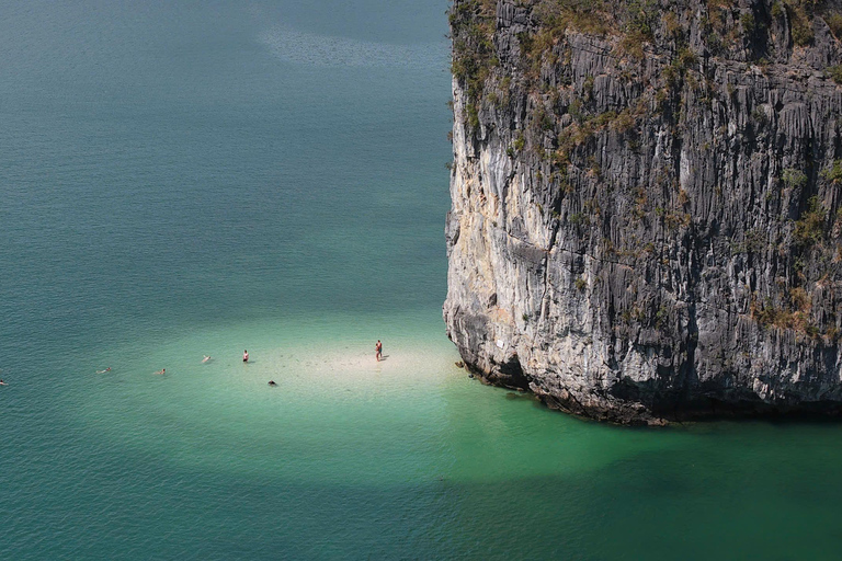 河内：2 日兰哈湾、下龙湾 5 星级邮轮之旅（含三餐、客舱）河内：2 日兰哈湾、下龙湾 5 星级邮轮、餐饮、客舱