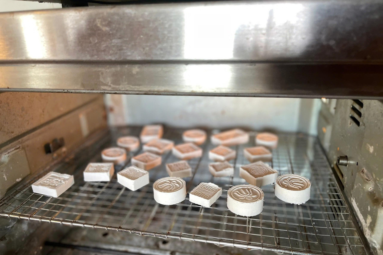 Hue: Traditional Cake-Making Class