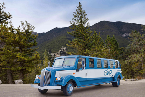 Banff: Vintage Car Open-Top Tour