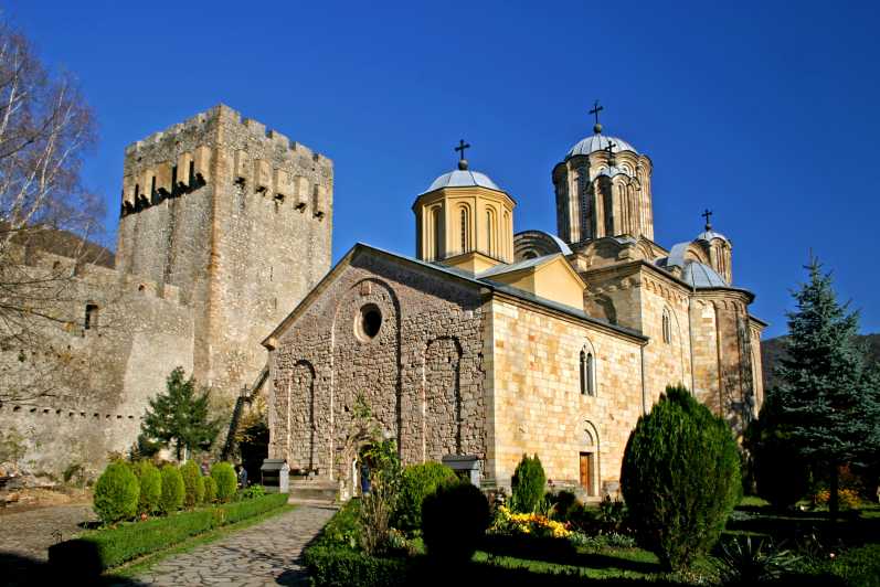 De Belgrado: Mosteiros Medievais e Excursão à Caverna de Resava