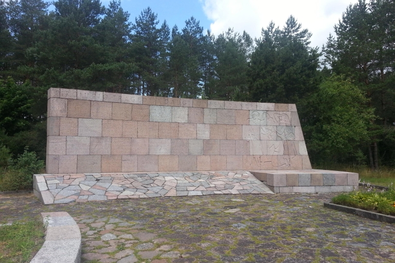 Wilno: prywatny park Paneriai, zamek w Trokach, zwiedzanie Kernavė