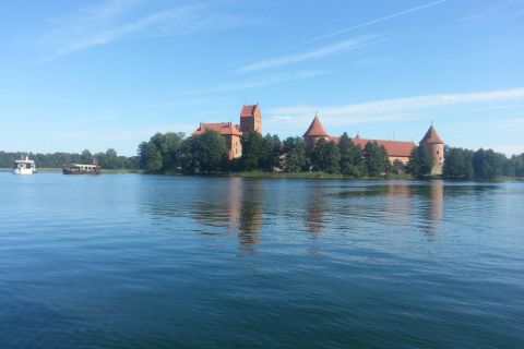 Vilnius : Visite privée du parc Paneriai, du château de Trakai et de Kernavė