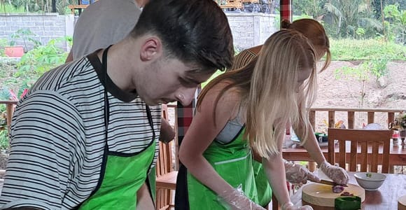 Bali: Sidemen Cooking Class with Local Family